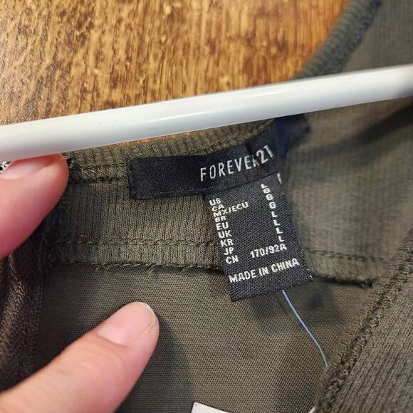 Forever 21 green mini dress - Picture 3 of 6